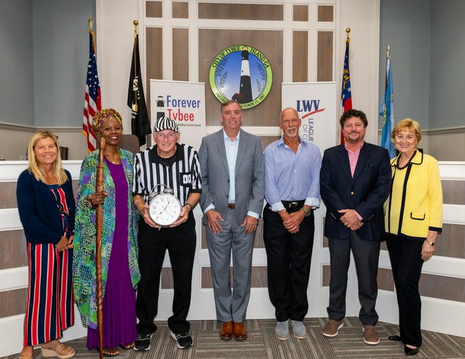 Forever Tybee and the League of Women Voters Coastal Georgia host a mayoral form for three Tybee Island candidates.